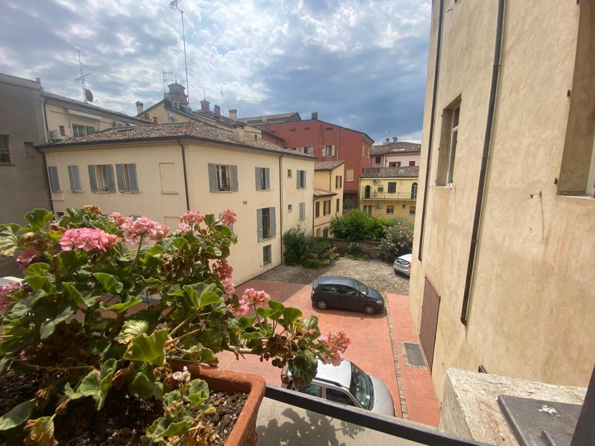 Lhe Sweet Apartment Cesena Eksteriør billede